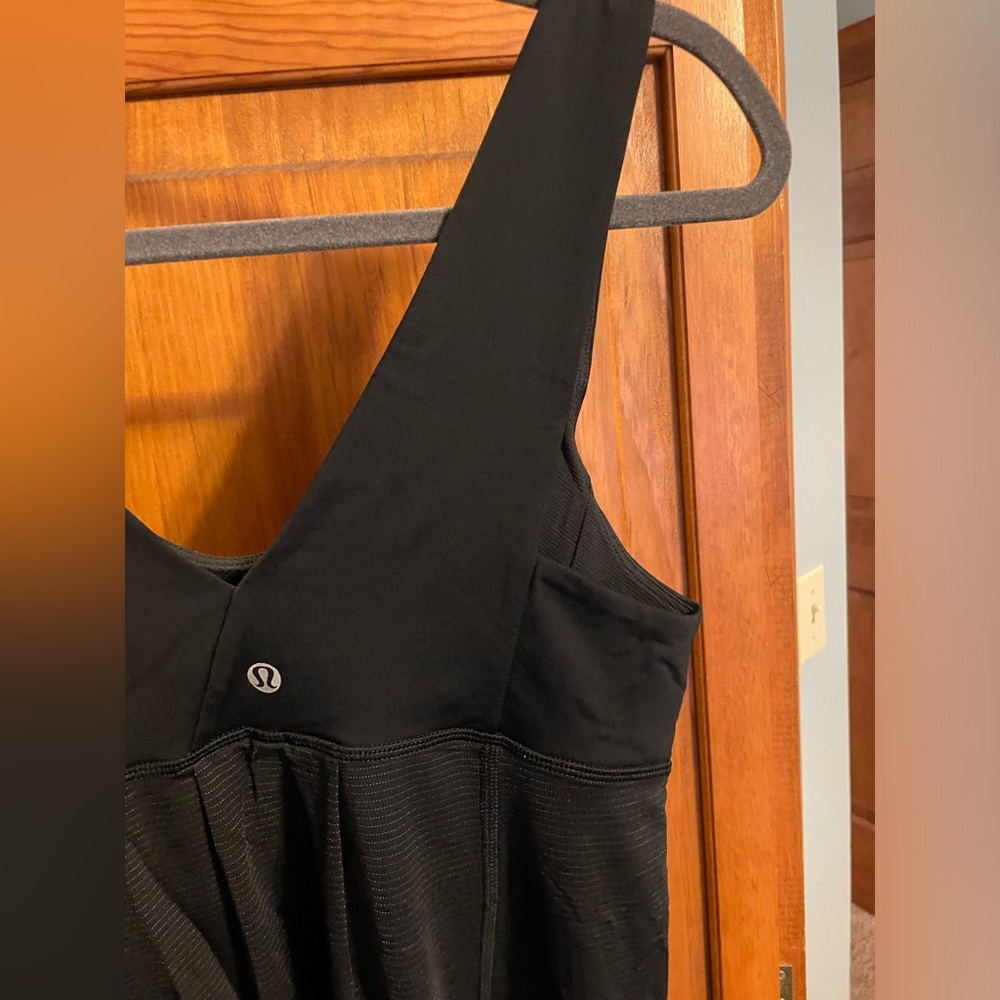 Lululemon hustle & bustle tank black top - Picture 14 of 14